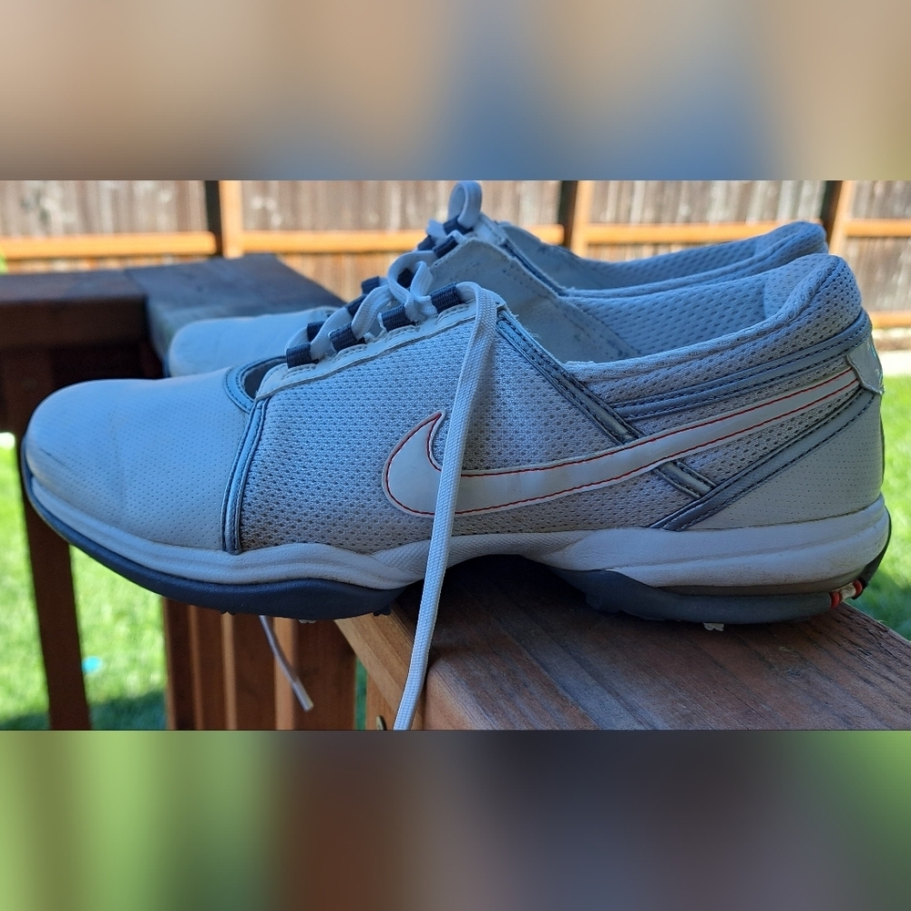 NIKE AIR Womens 317620-111 TAC Traction at Contact Golf Shoes Size 9 White Red - Picture 11 of 11